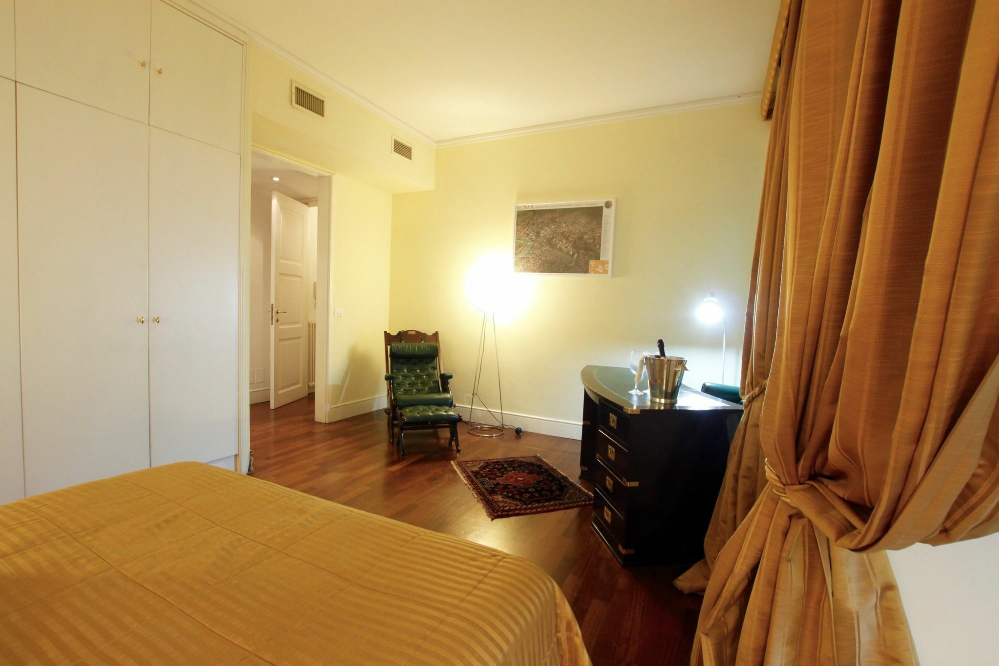 Sleep In Italy - Spanishsteps Apartments Рим Екстер'єр фото