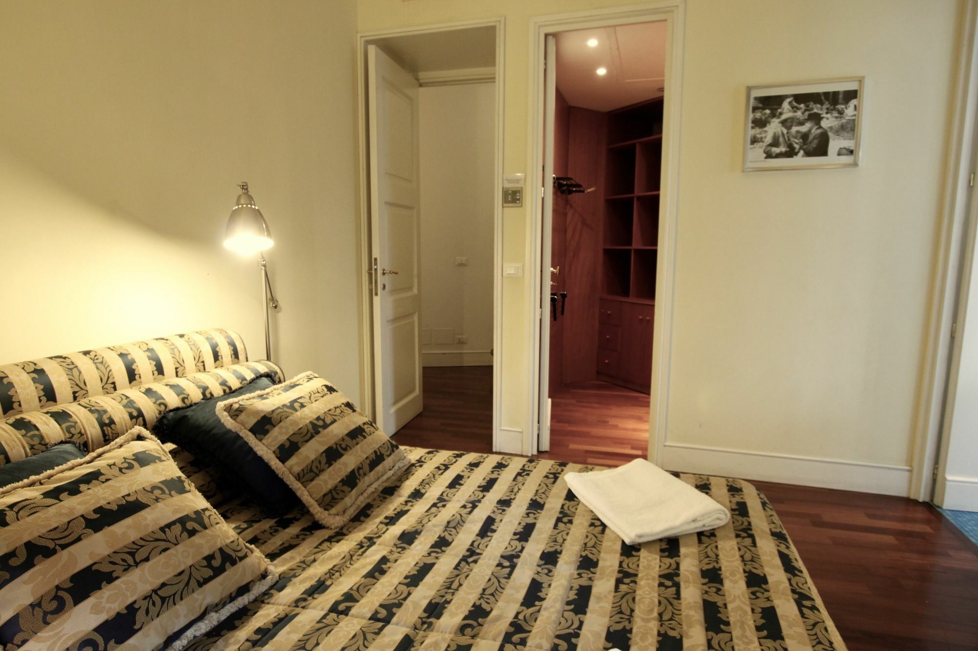 Sleep In Italy - Spanishsteps Apartments Рим Екстер'єр фото